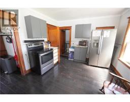 Dining room - 9 Harvey Lane, Grand Manan Island, NB E5G2E7 Photo 8