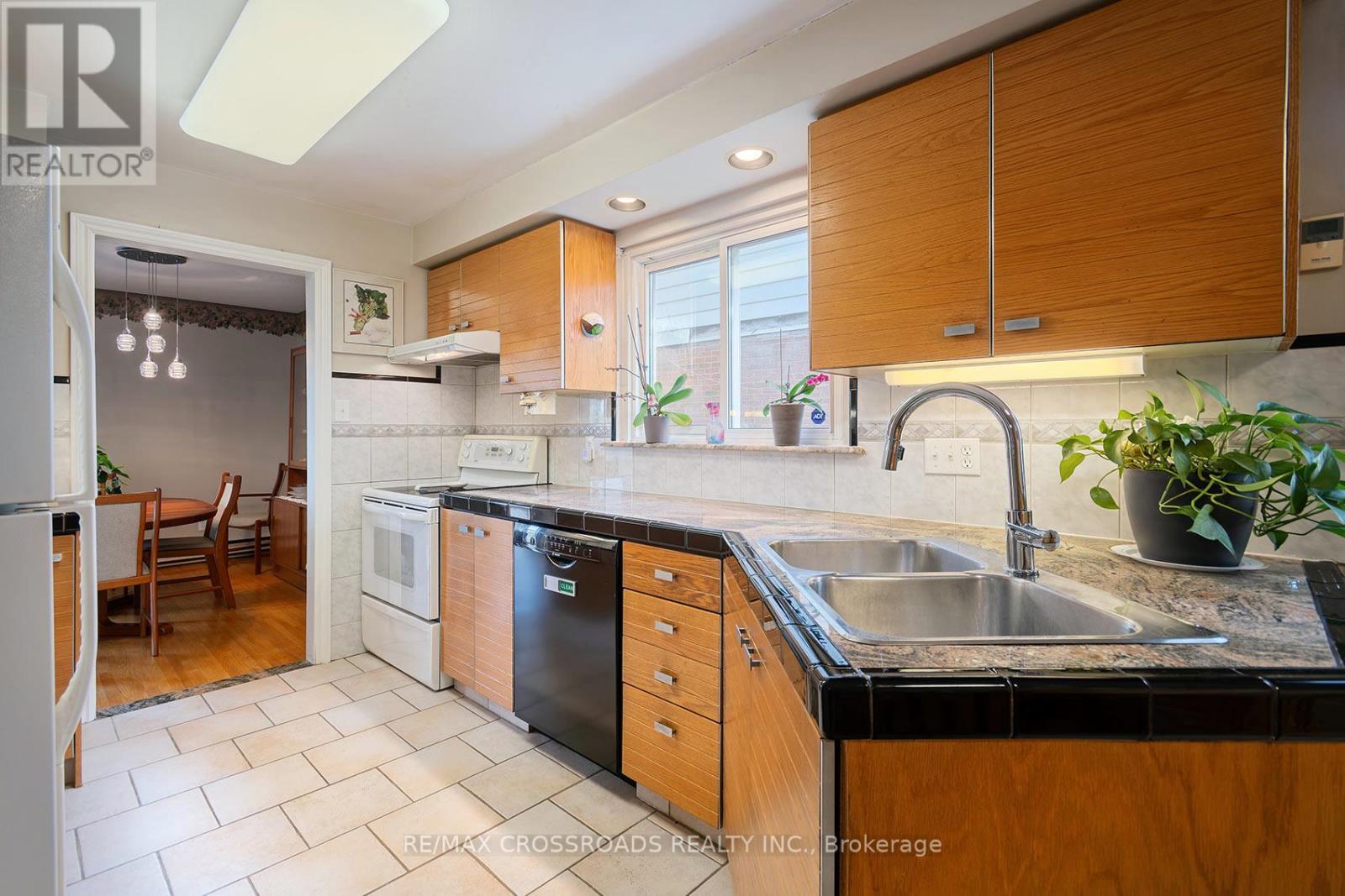 164 GLEN SPRINGS DRIVE - 11