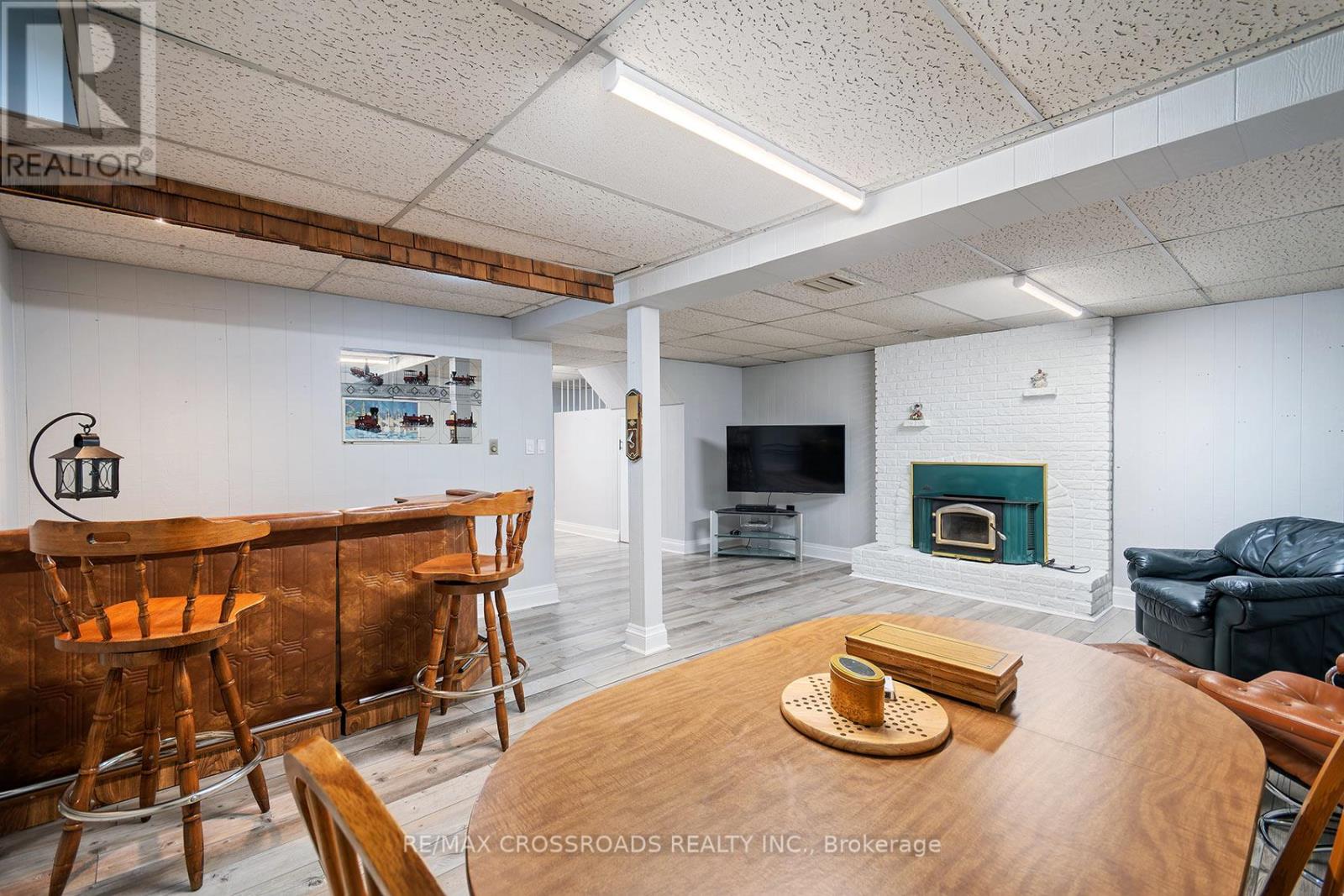 164 GLEN SPRINGS DRIVE - 34