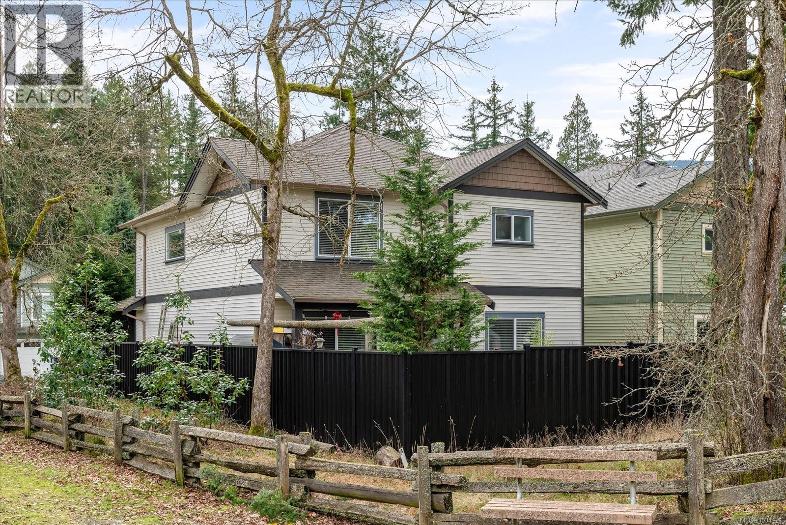 1966 Camas Rd - Image 2