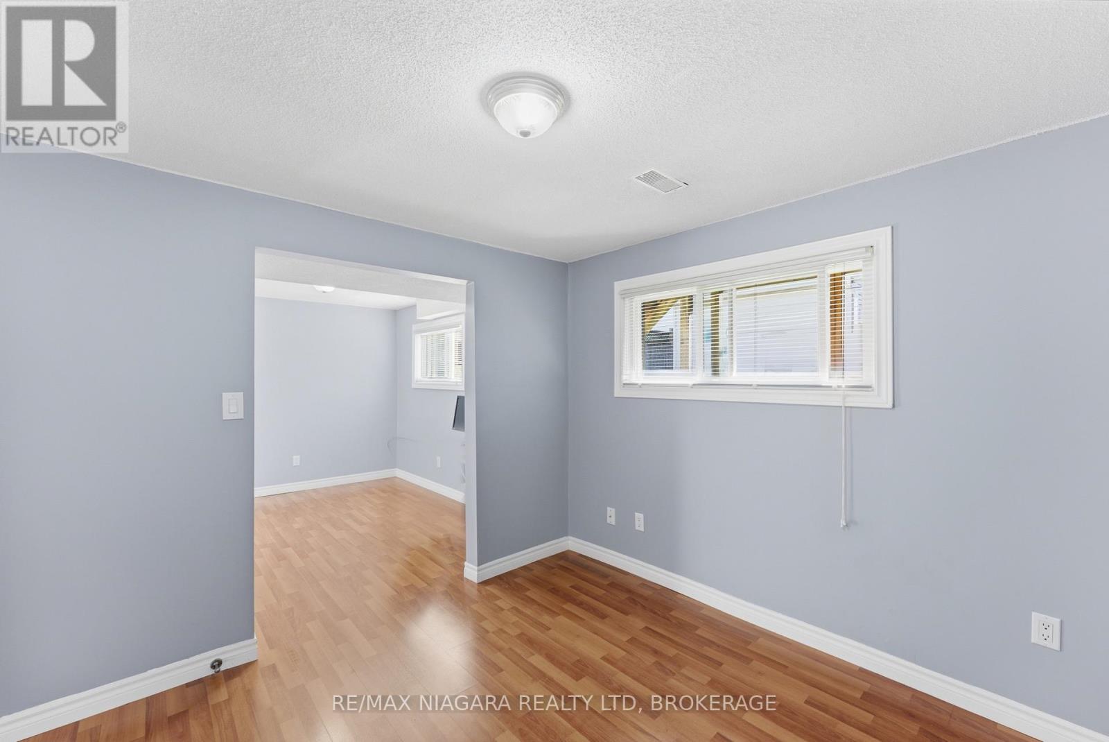 31 MILDRED AVENUE - 20