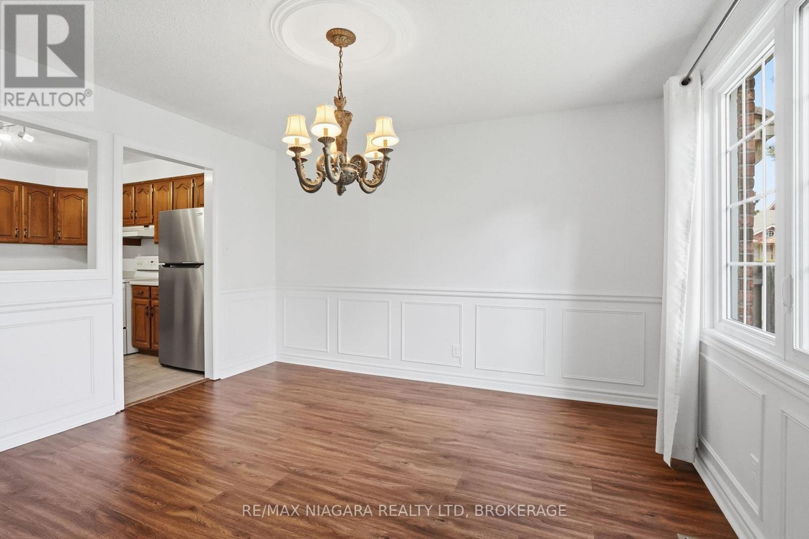 #25 2720 MEWBURN ROAD - 11
