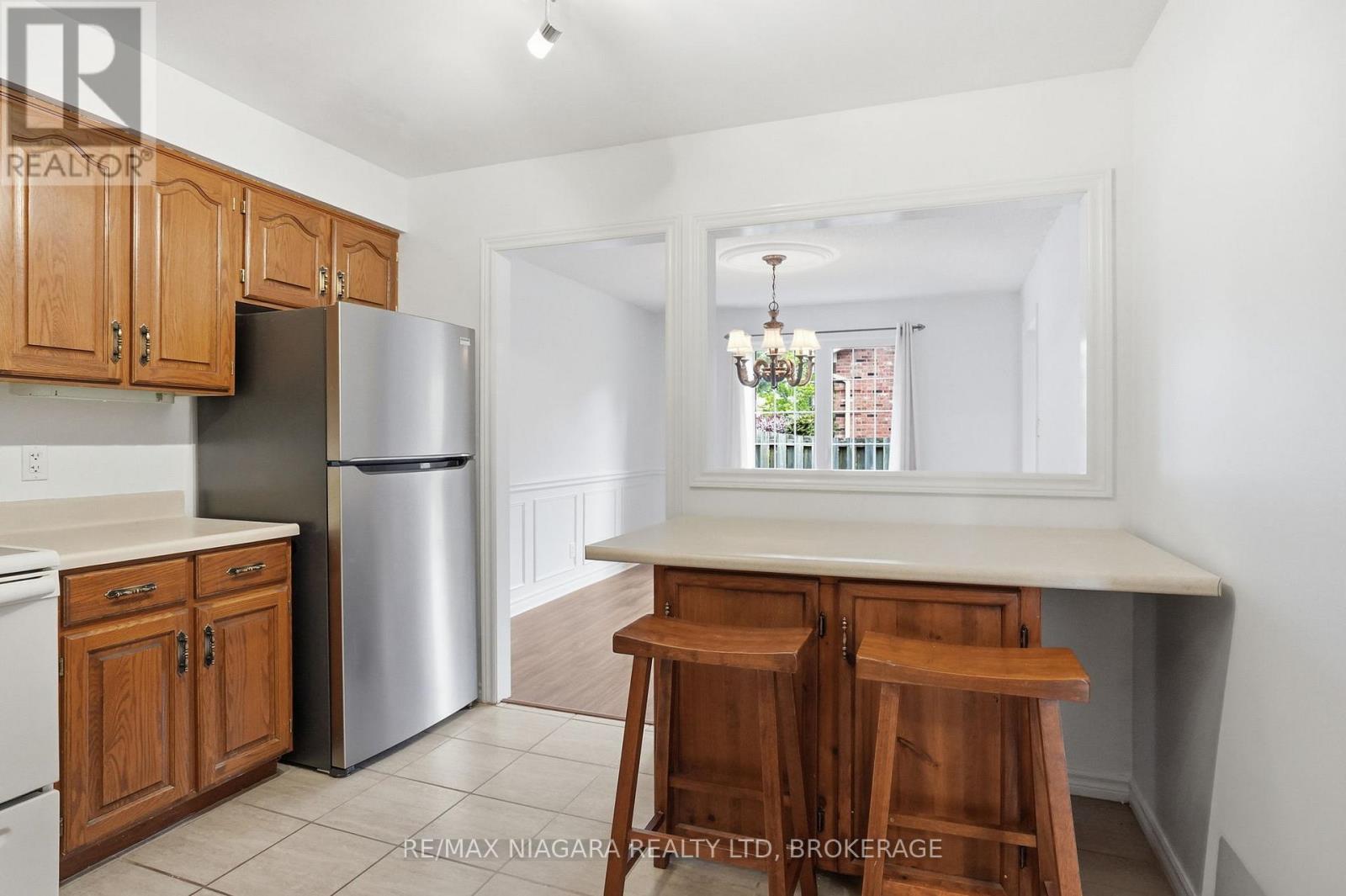 #25 2720 MEWBURN ROAD - 12