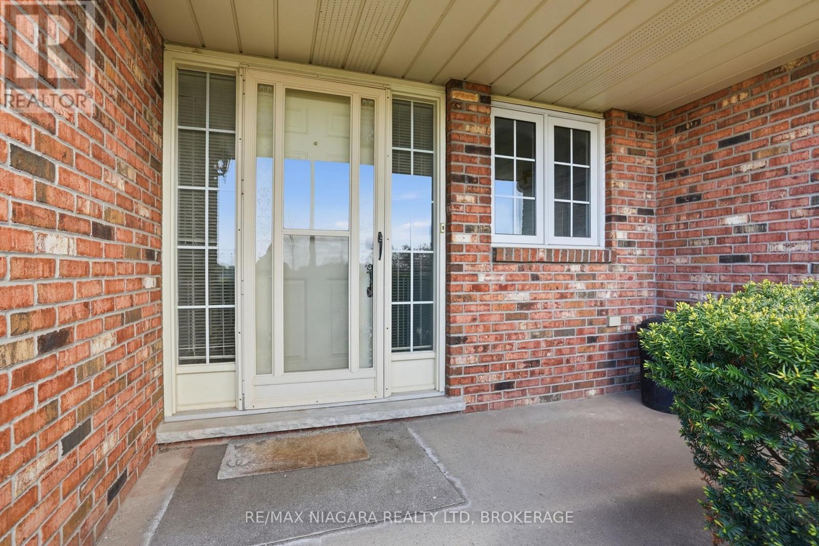 #25 2720 MEWBURN ROAD - 3