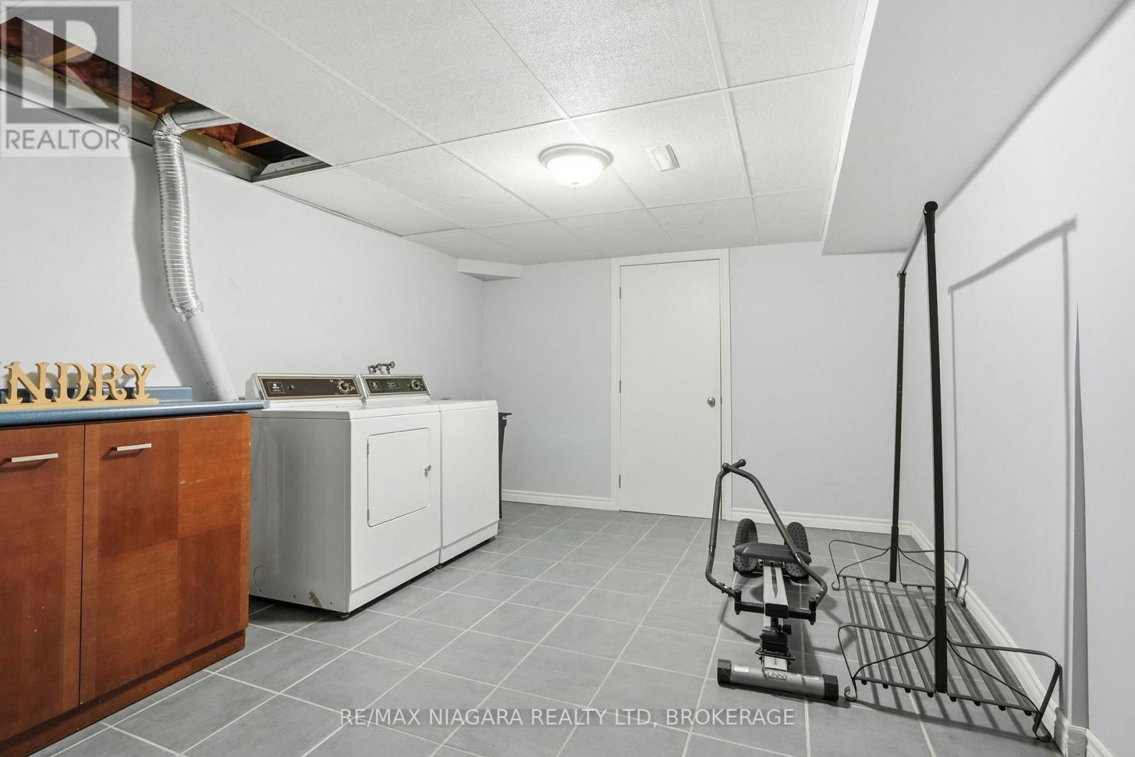 #25 2720 MEWBURN ROAD - 30