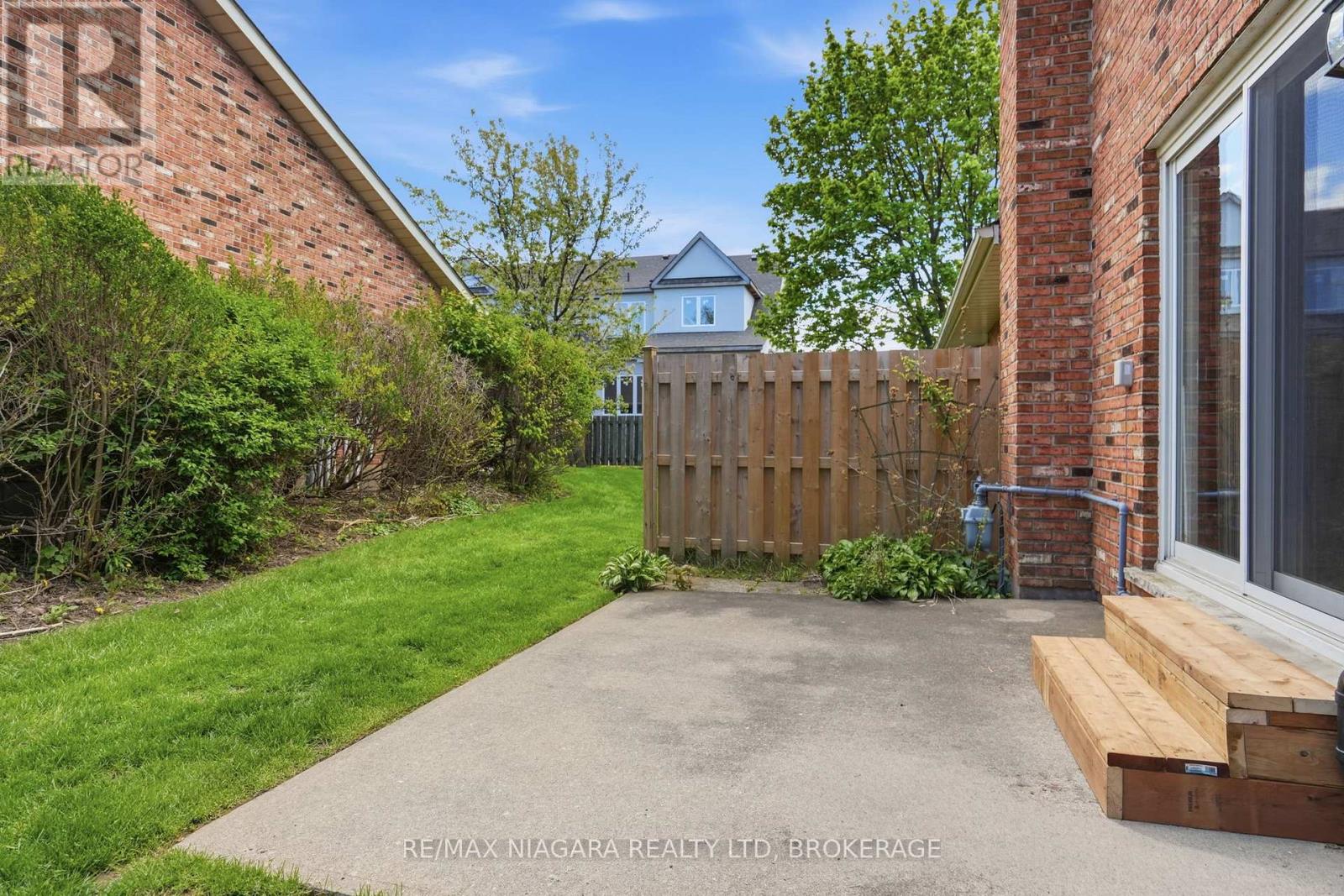 #25 2720 MEWBURN ROAD - 34