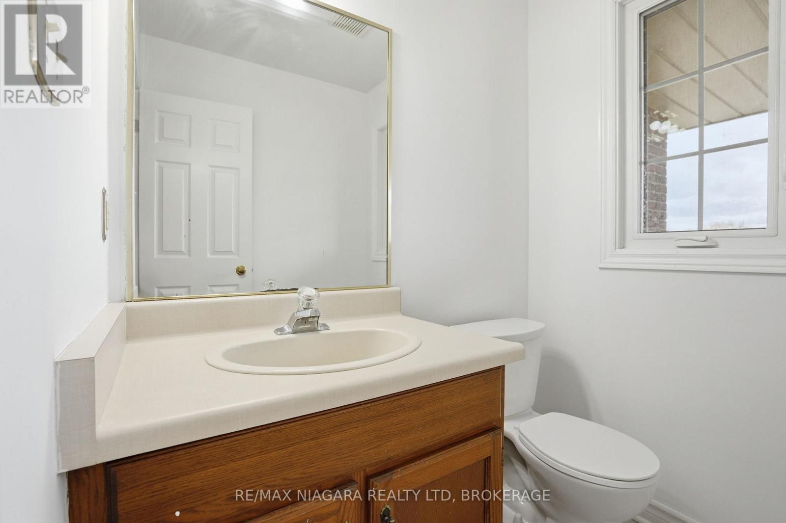 #25 2720 MEWBURN ROAD - 5
