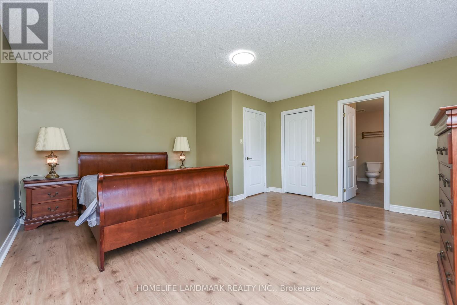 1153 OGDEN AVENUE - 36