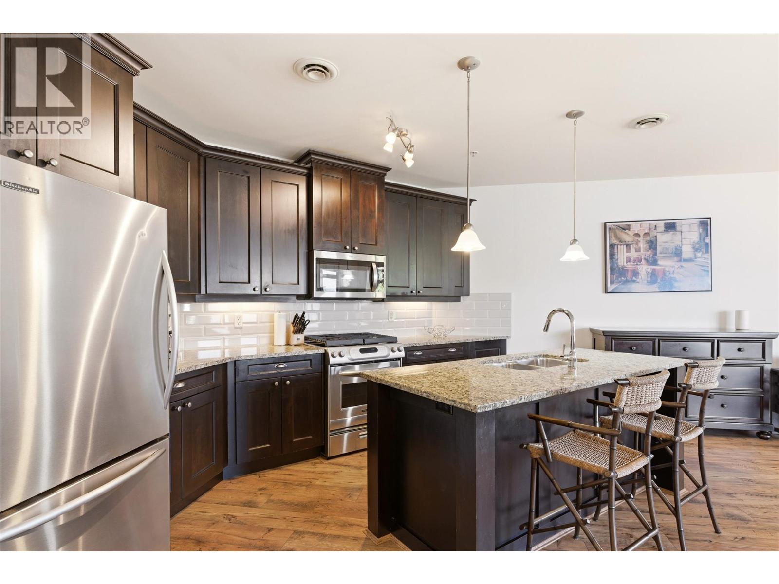 #7305 4024 Pritchard Drive - 12