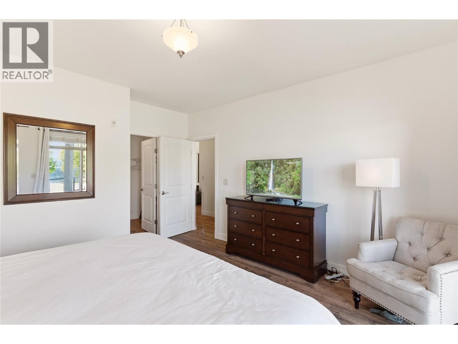#7305 4024 Pritchard Drive - 14