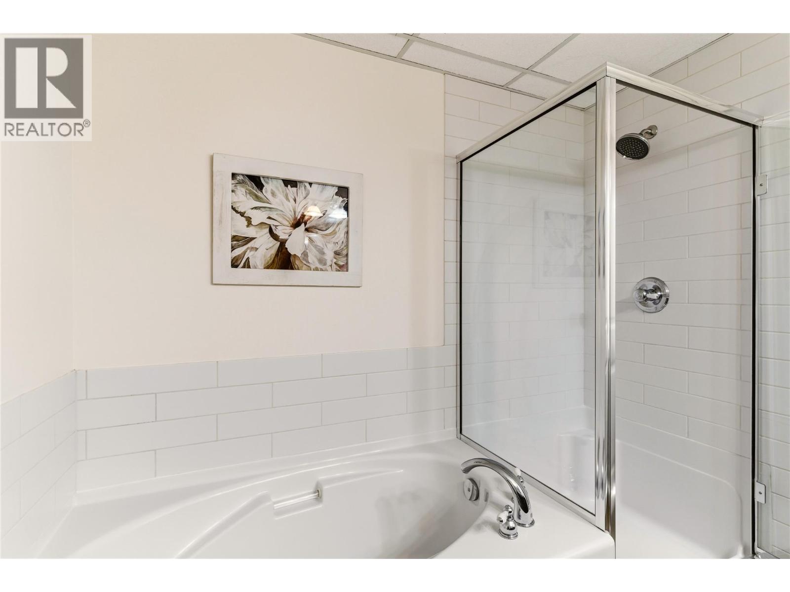 #7305 4024 Pritchard Drive - 22
