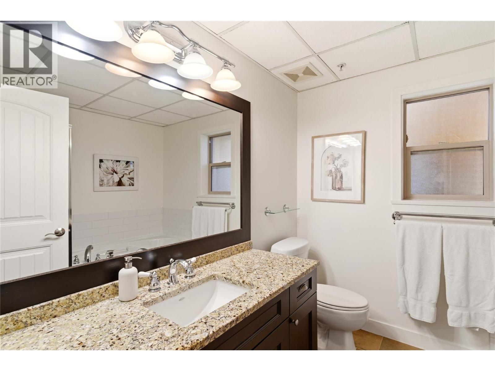 #7305 4024 Pritchard Drive - 23
