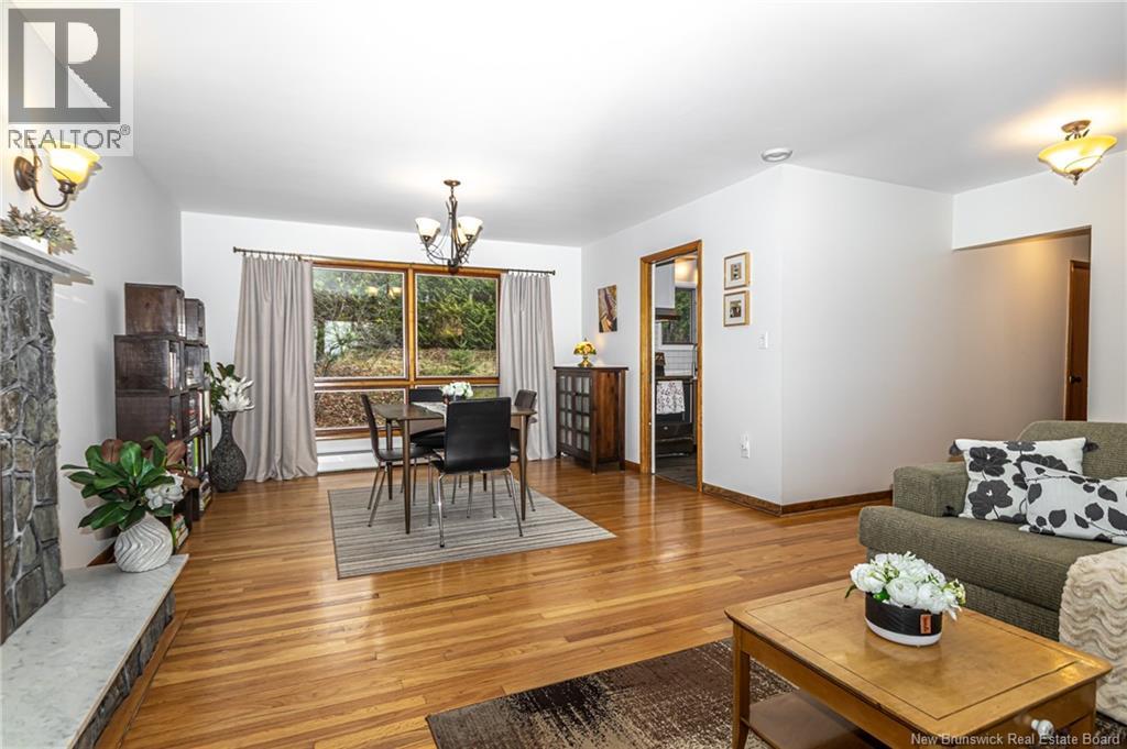 89 Pembroke Crescent - 14