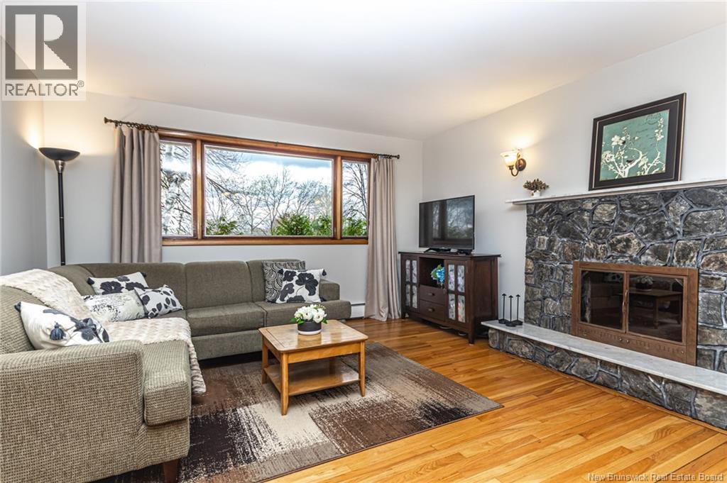 89 Pembroke Crescent - 13