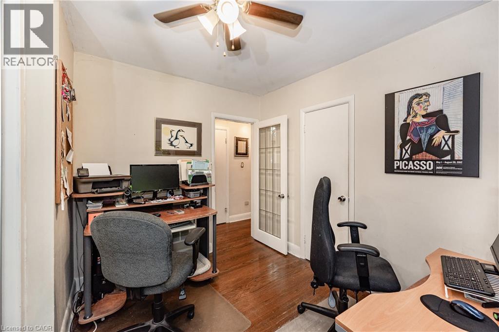 557 STILLWATER Crescent, Burlington, Ontario, L7T3M8 — Photo 24