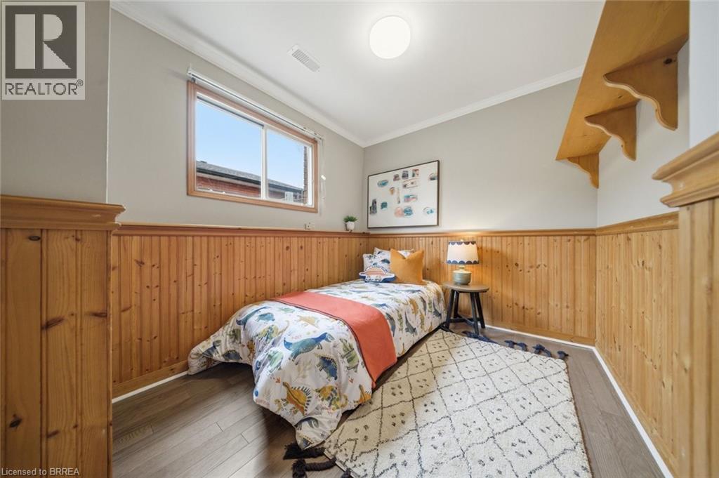 7 FOREST Drive - 26