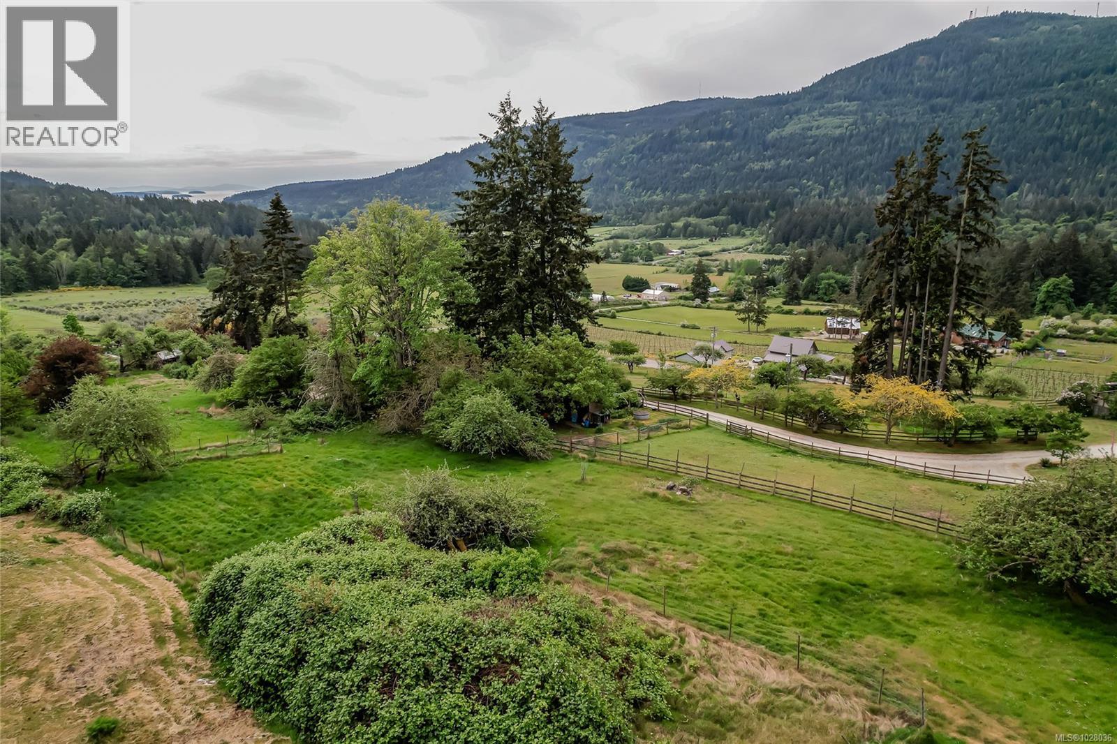 1832 Fulford-Ganges Rd - 46