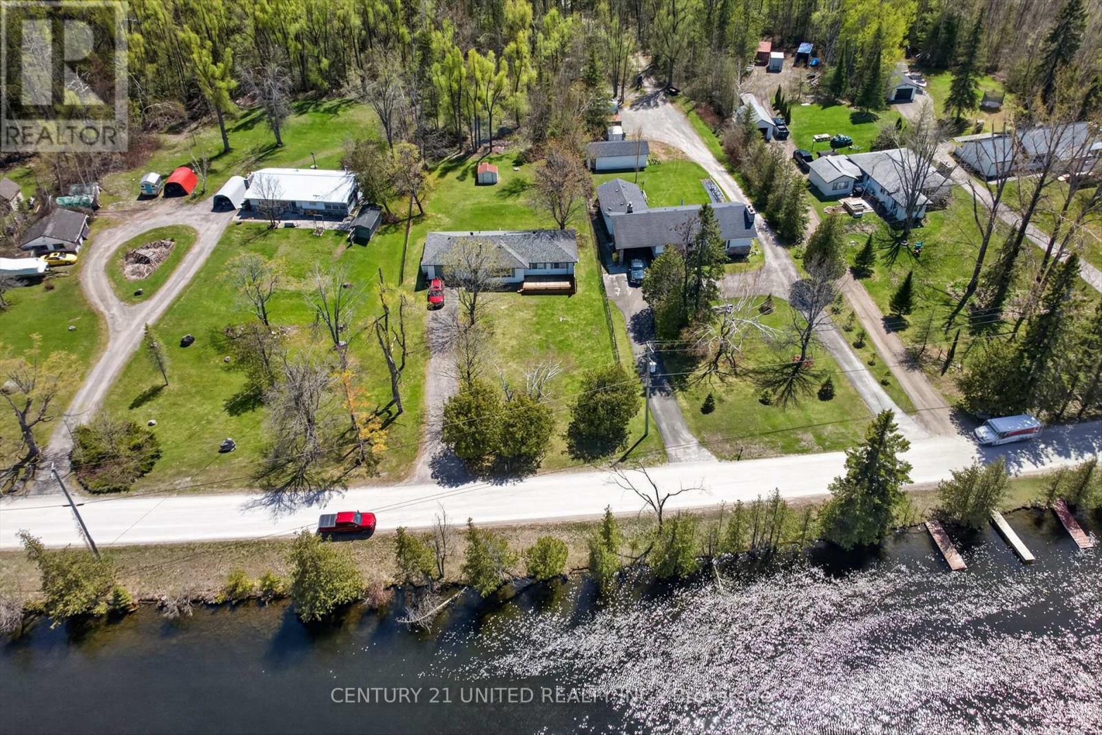 50 TRENT CANAL ROAD - 46