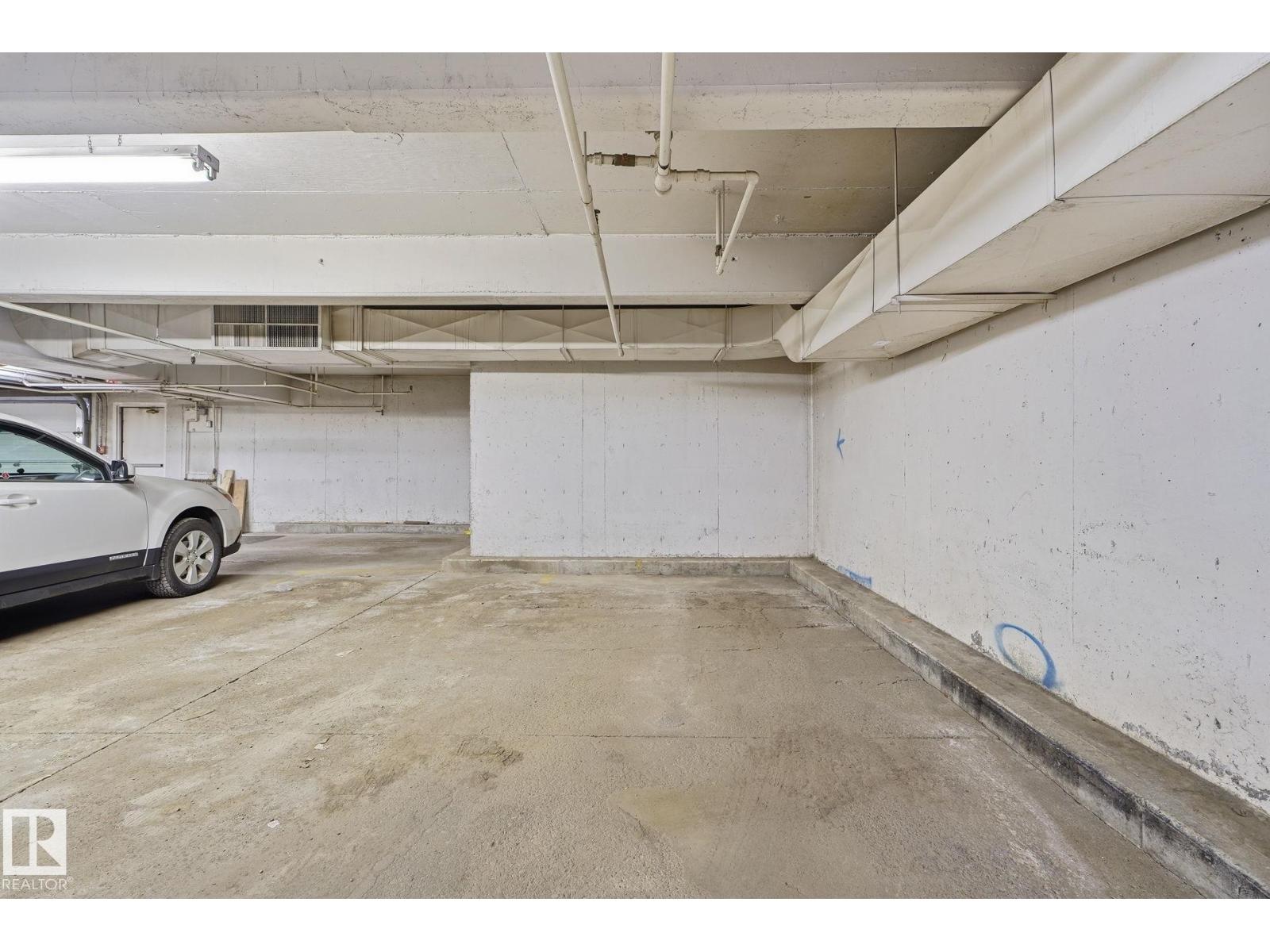 #204 10827 85 AV NW - 24