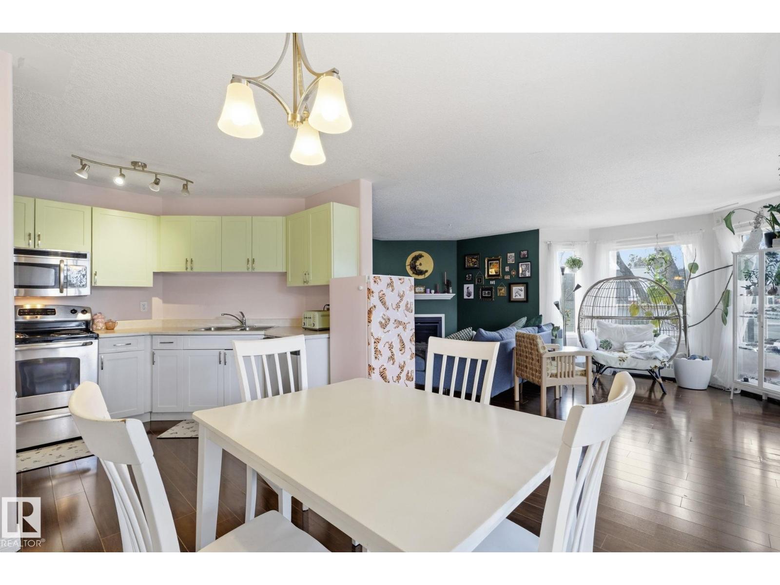#204 10827 85 AV NW - 9