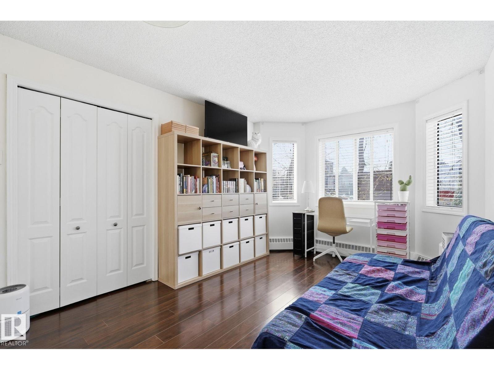 #204 10827 85 AV NW - 18