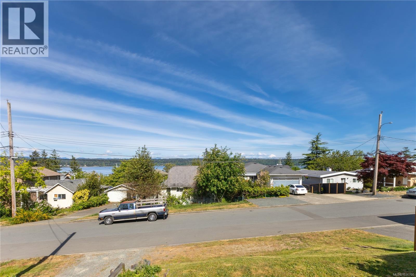 566 Thulin St - 22