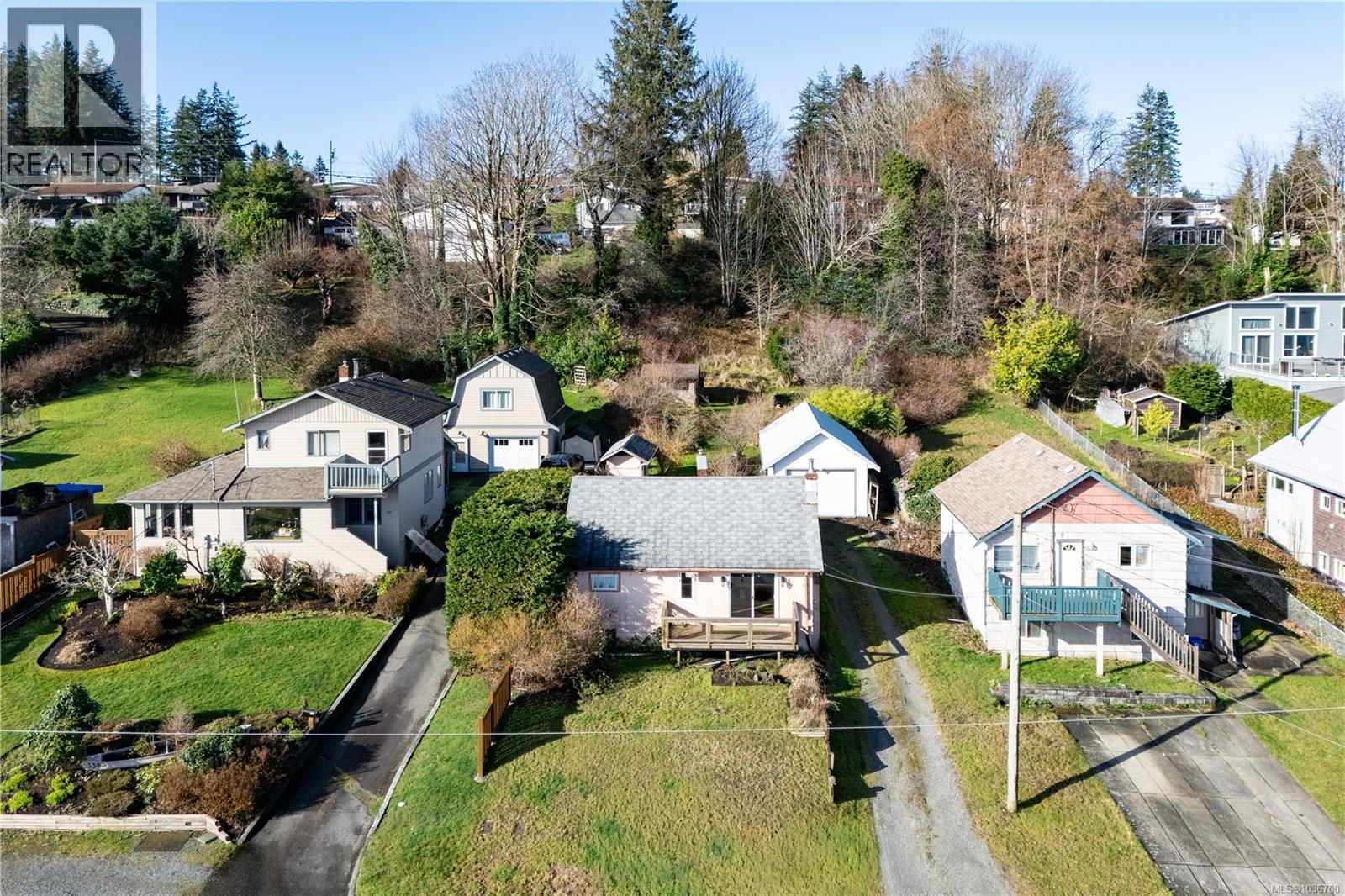 566 Thulin St - 48