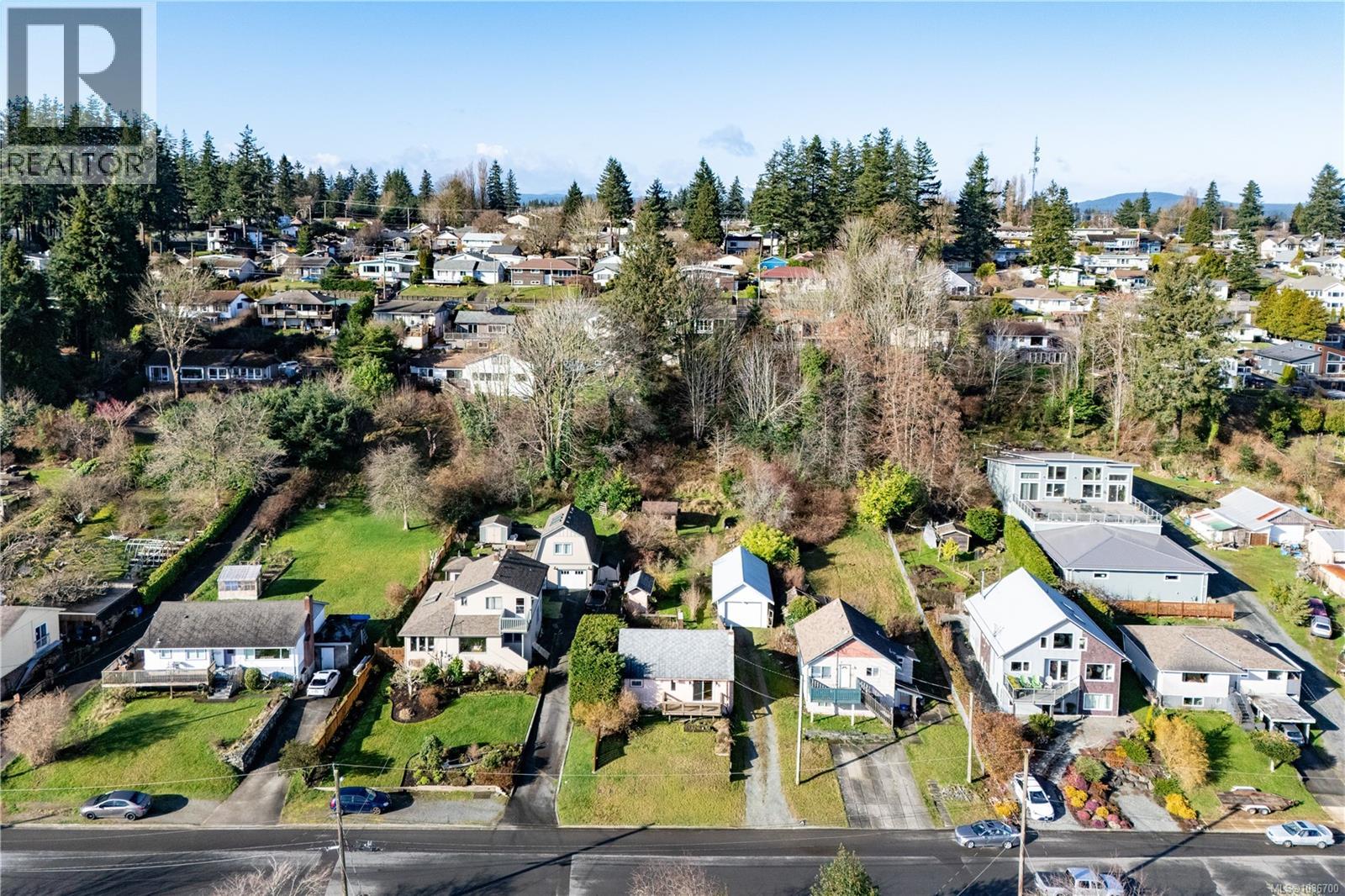 566 Thulin St - 50