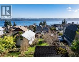 566 Thulin St, Campbell River, BC V9W2L1 Photo 52