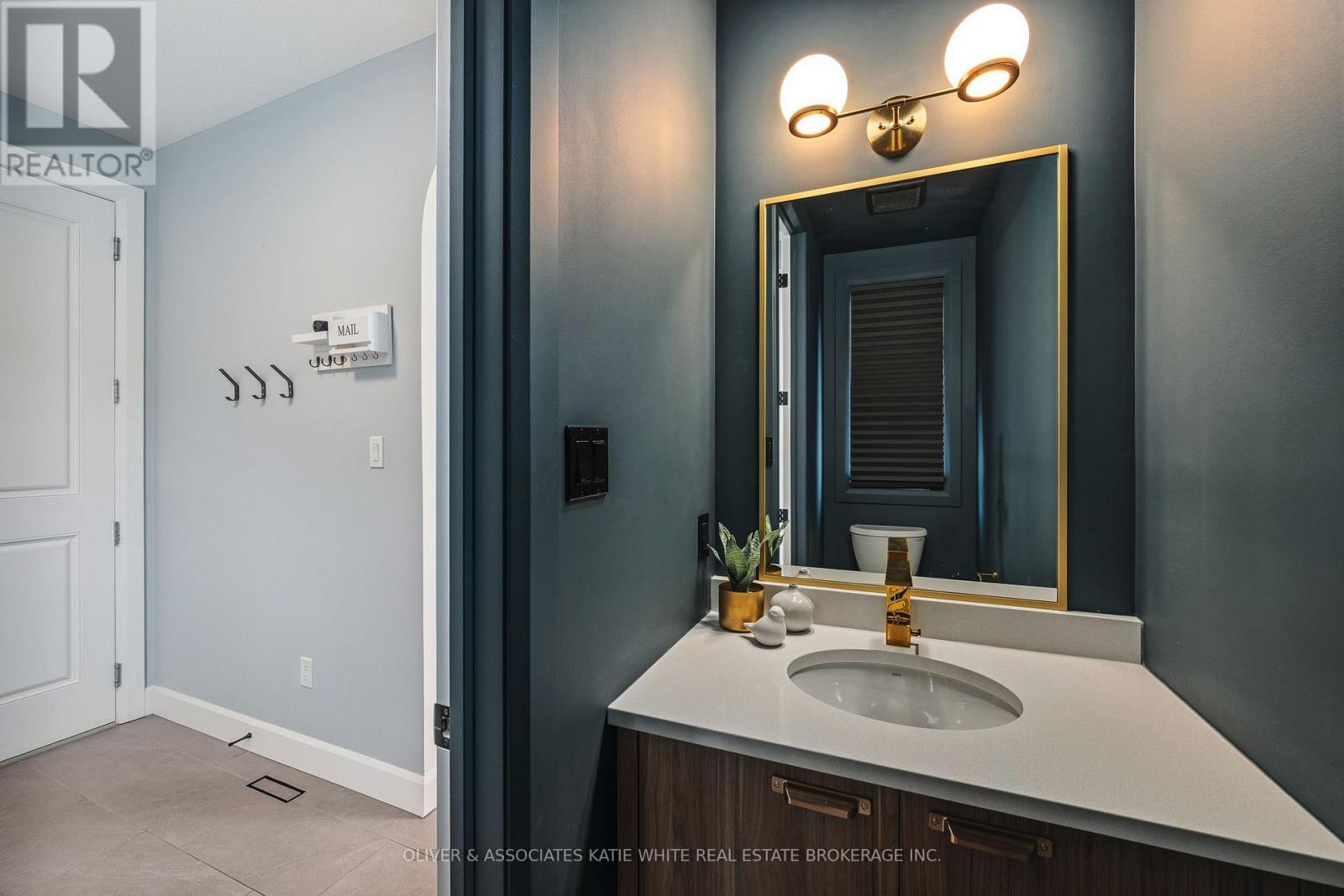 2190 LINKWAY BOULEVARD - 19