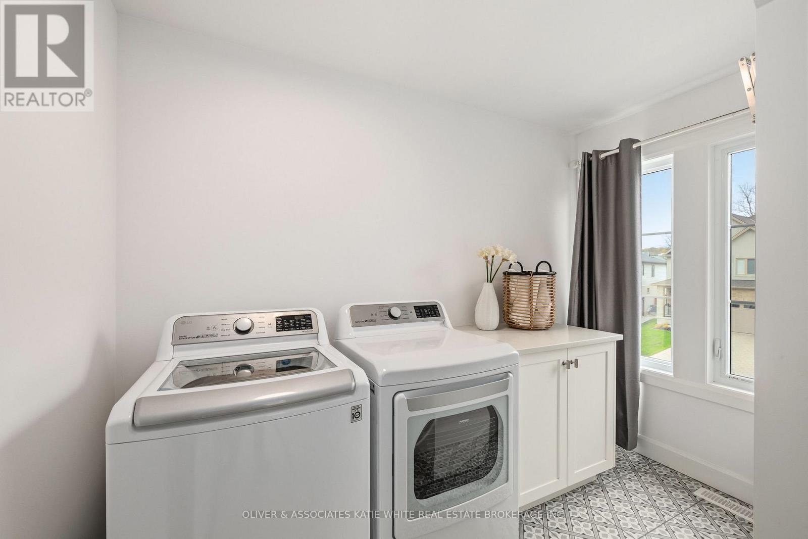 2190 LINKWAY BOULEVARD - 35