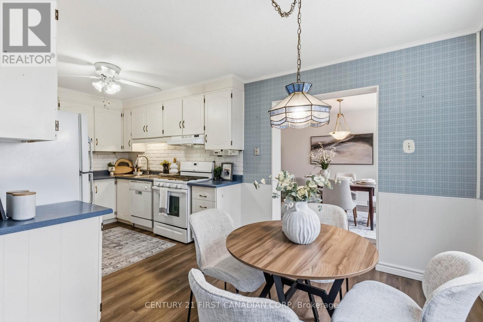 731 WILKINS STREET - 23