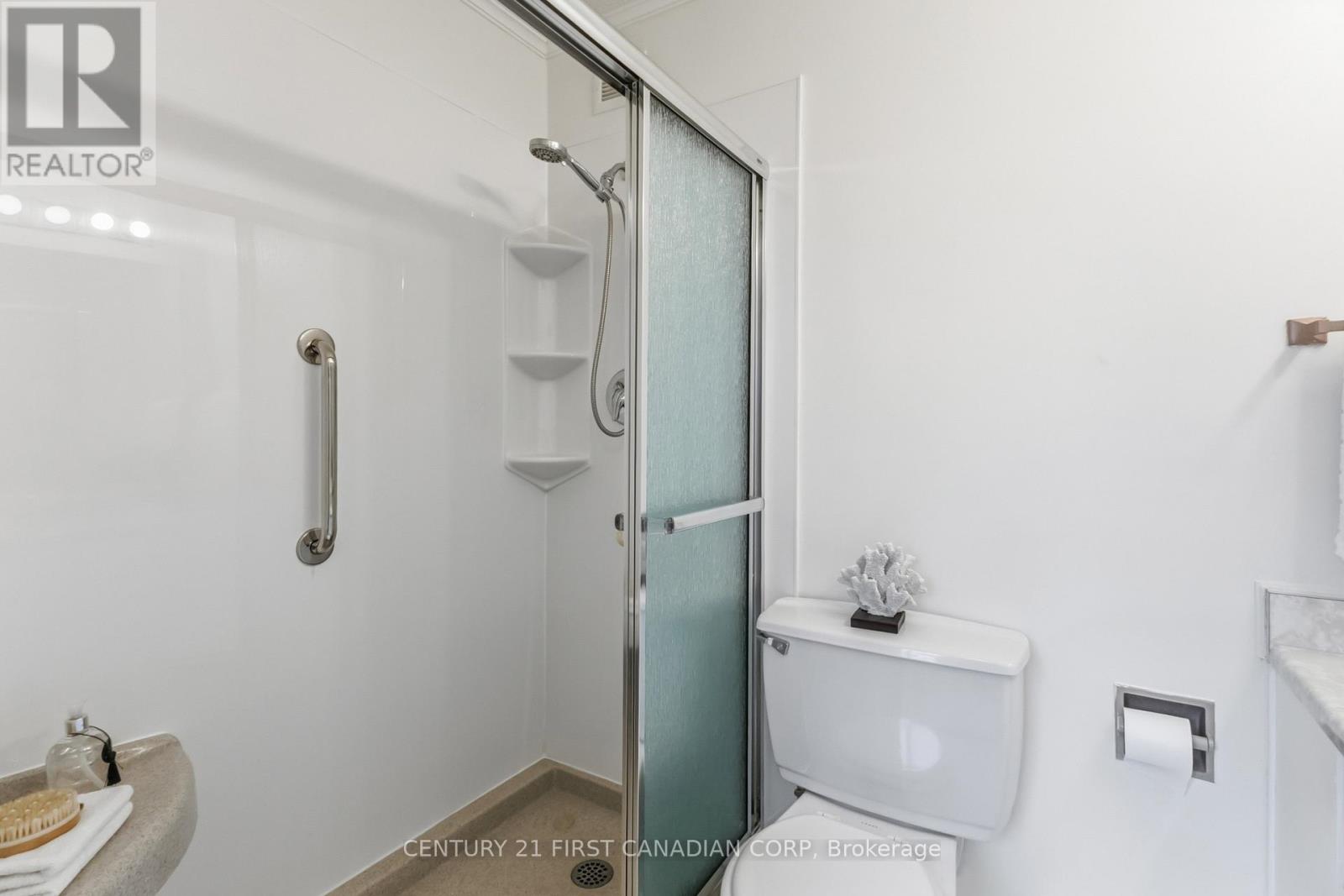 731 WILKINS STREET - 30