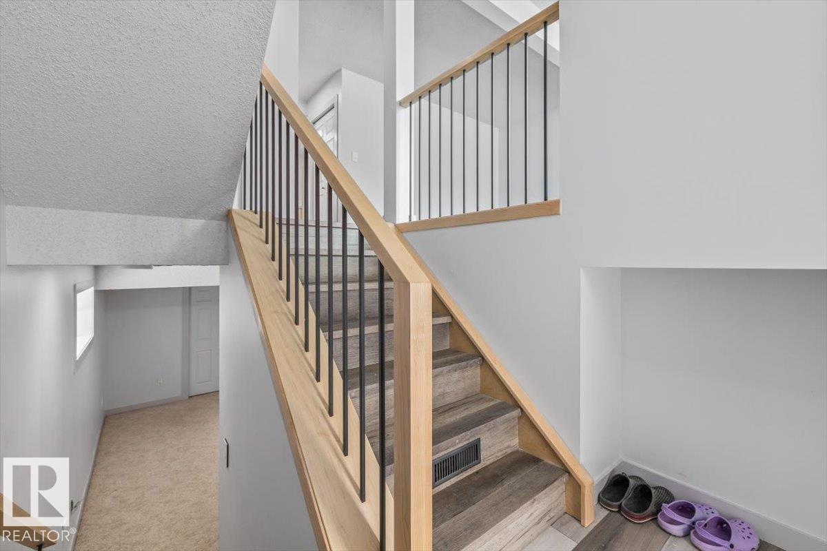 #31 9935 167 ST NW, Edmonton