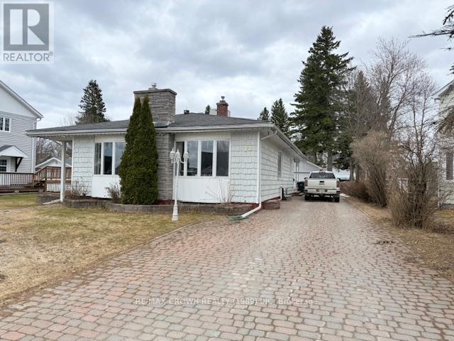 72 DOMINION AVENUE - 1