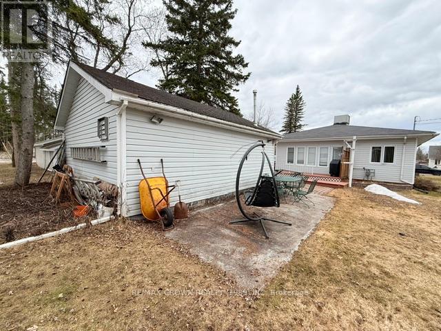 72 DOMINION AVENUE - 10