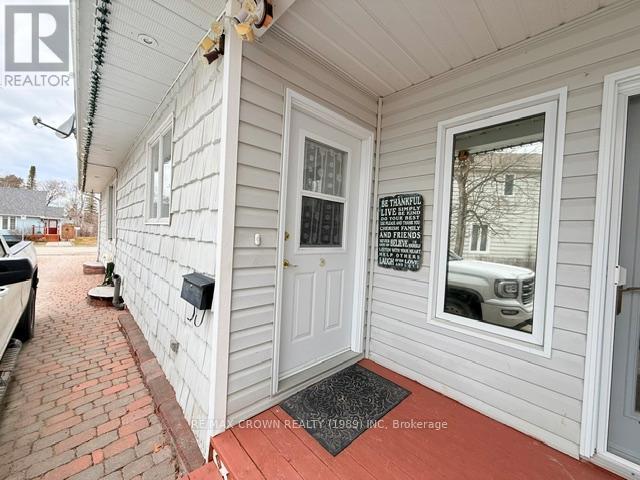 72 DOMINION AVENUE - 17