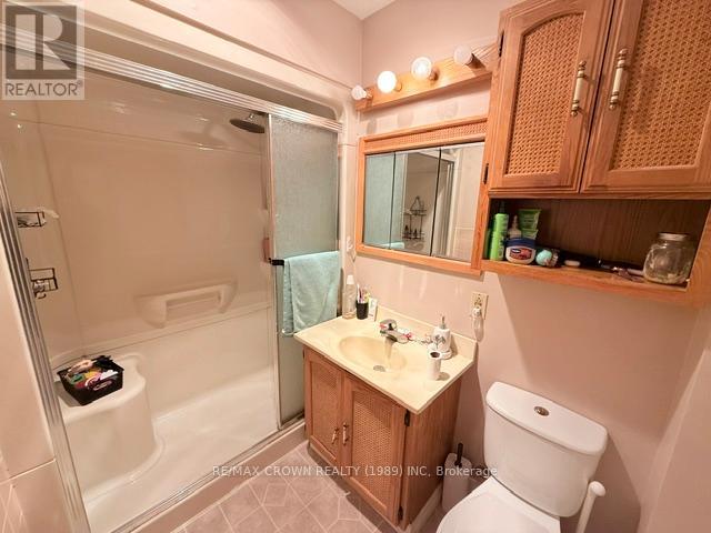 72 DOMINION AVENUE - 28