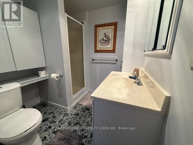 72 DOMINION AVENUE - 42