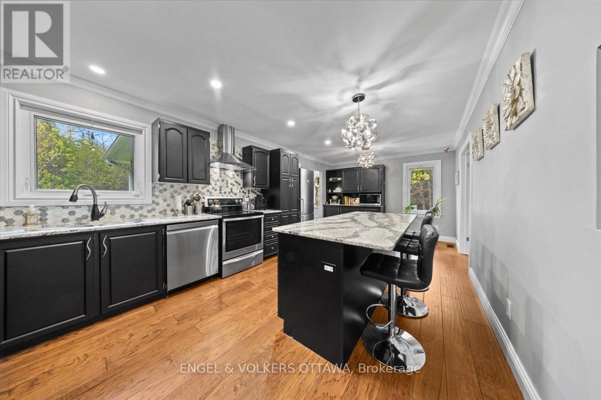 4841 TORBOLTON RIDGE - 10