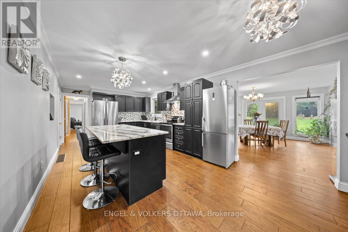 4841 TORBOLTON RIDGE - 15