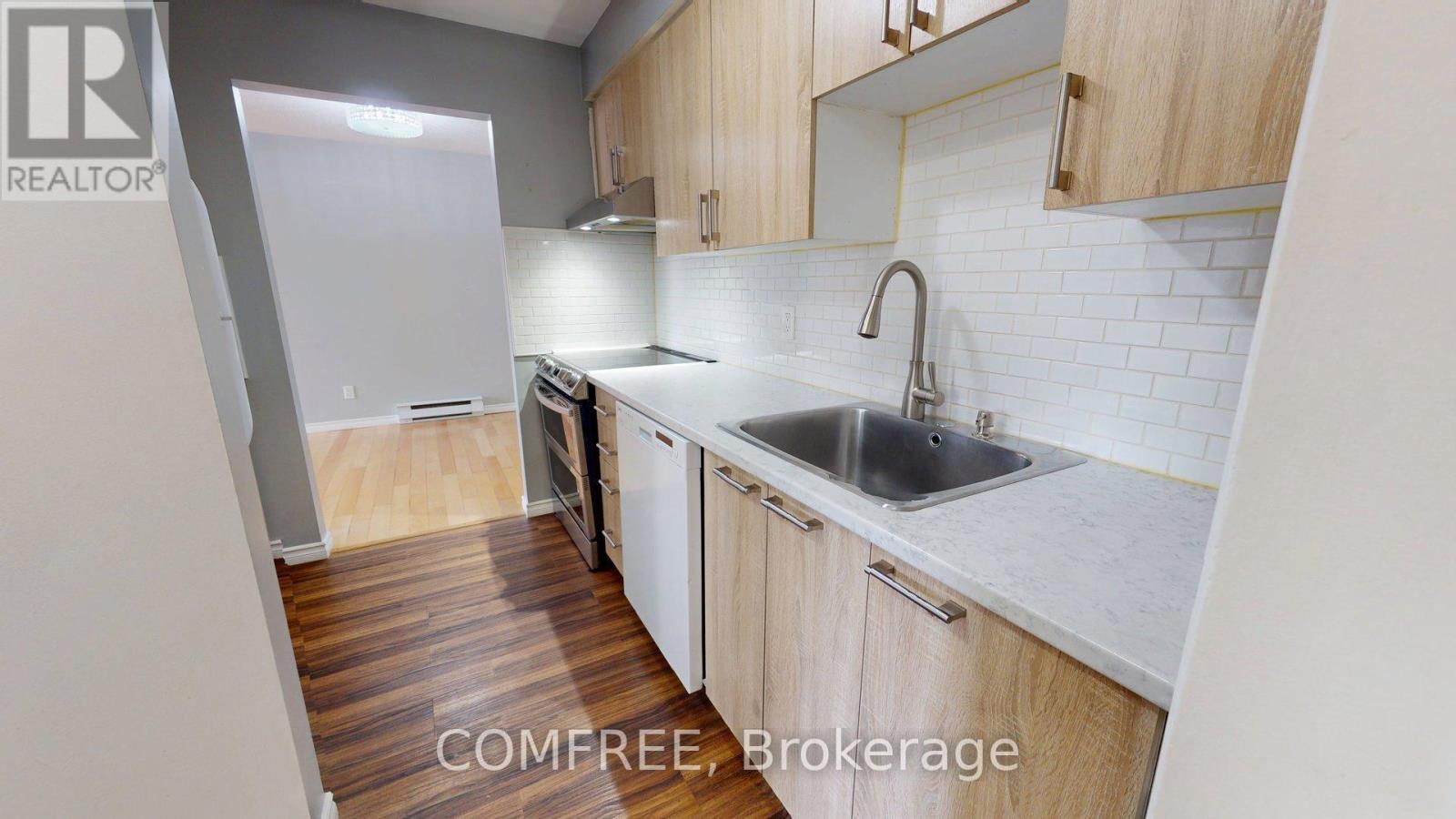 #6 268 PRESLAND ROAD - 10