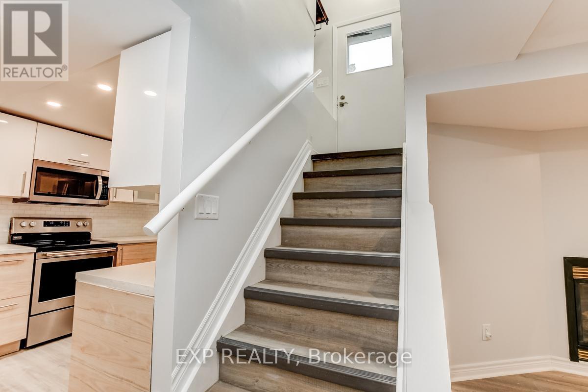 728 FIELDING DRIVE - 24