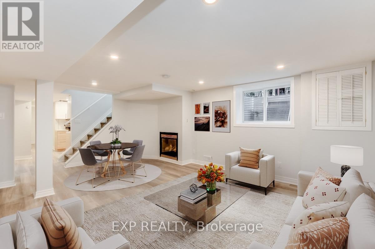 728 FIELDING DRIVE - 29