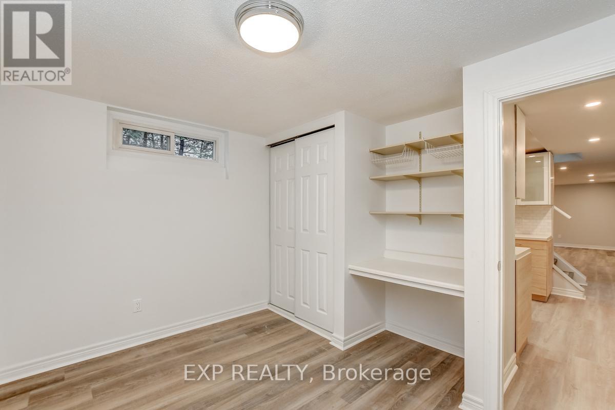 728 FIELDING DRIVE - 37