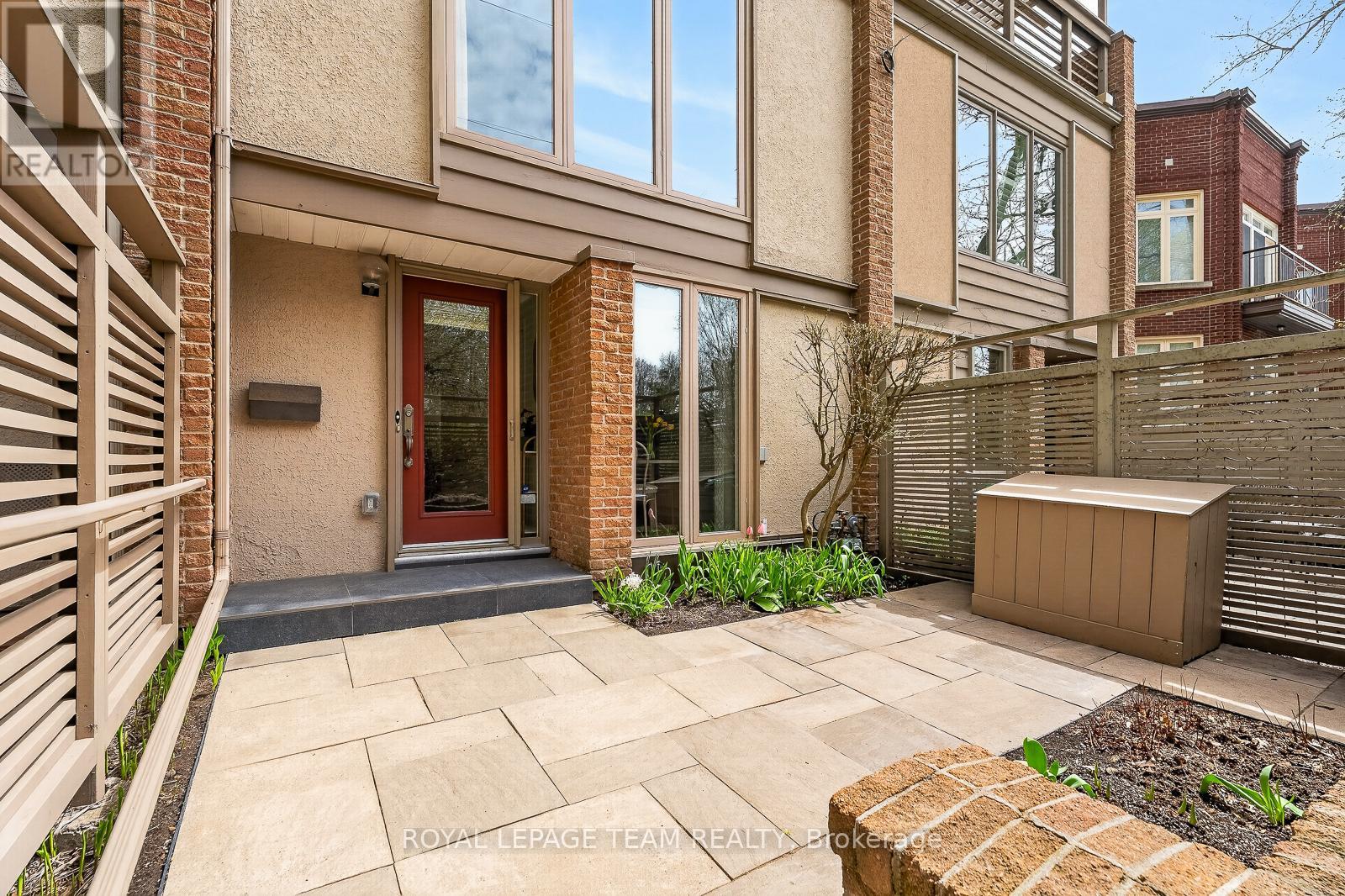 164 DUFFERIN ROAD - 3