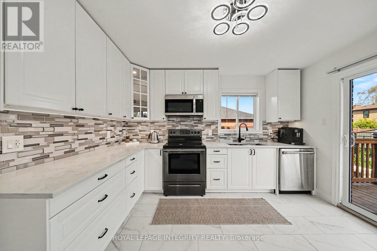 1 ELDERWOOD TRAIL - 10