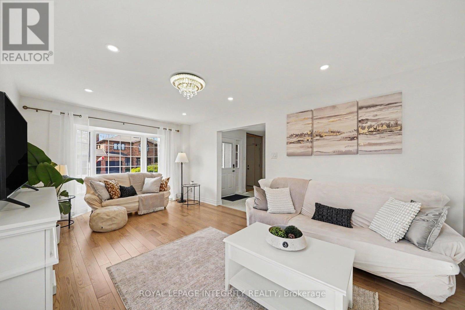 1 ELDERWOOD TRAIL - 7