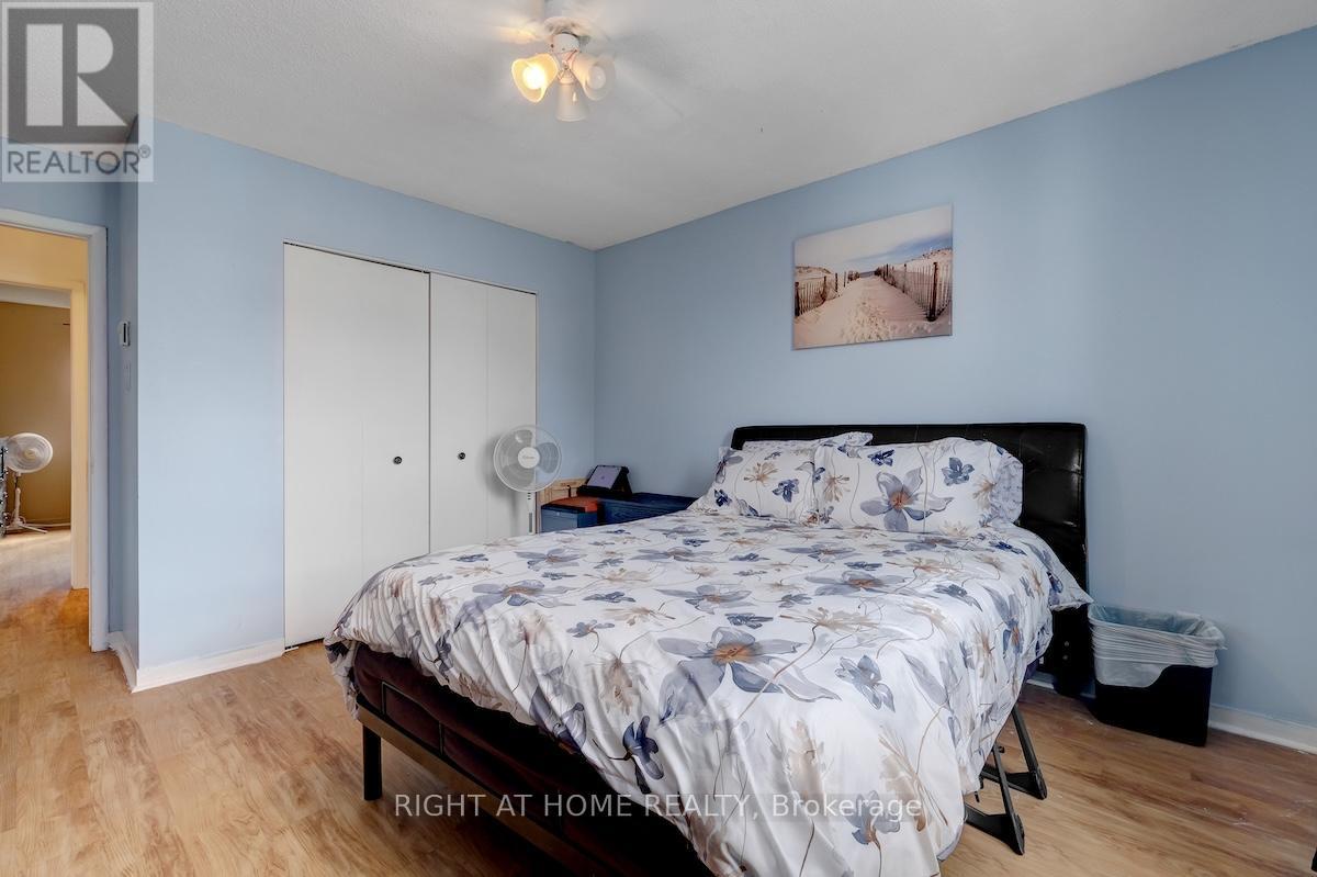 951 LAWRENCE STREET - 18