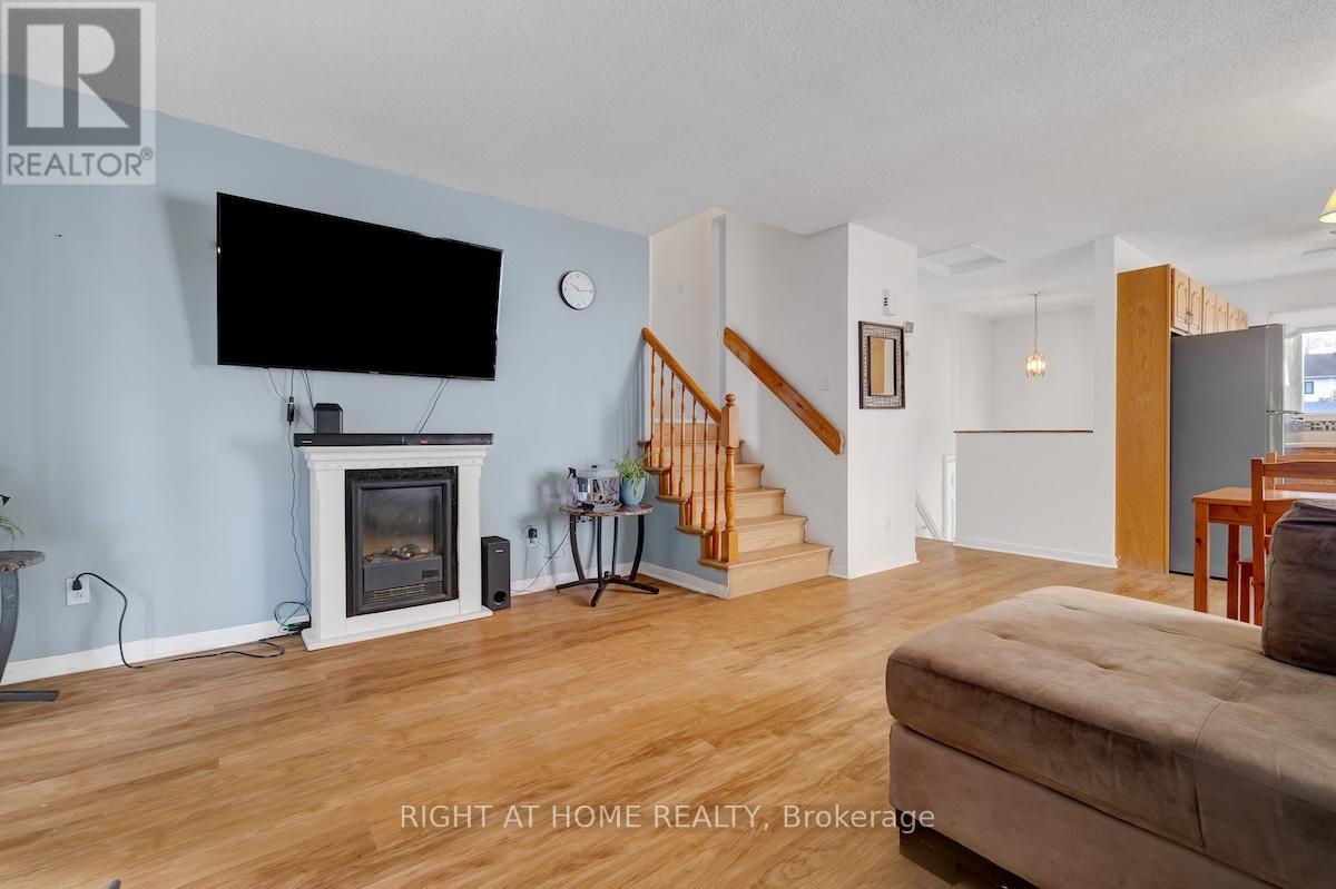 951 LAWRENCE STREET - 9